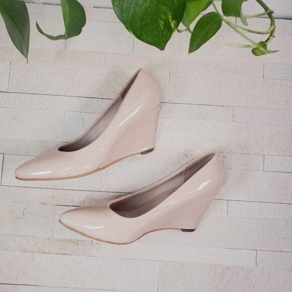 Coquette Corpcore Wedge Pumps Womens 5 36 Nude‎ Leather Neutral CARLTON LONDON